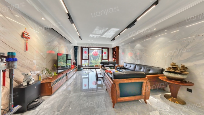 世华龙樾四期二手房实景图