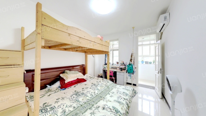 轻工厅宿舍二手房实景图