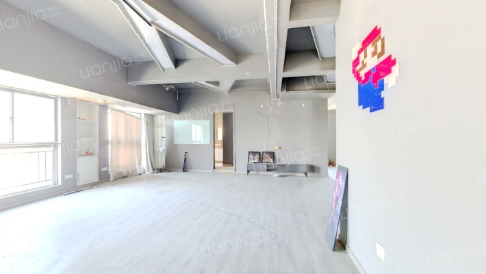 巴黎春天百货二手房实景图