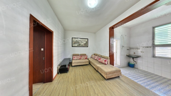 莲塘工人新村二手房实景图