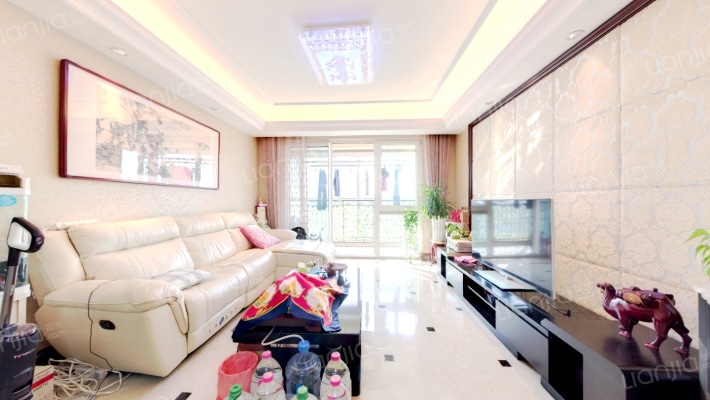 新华锦爱丁堡国际公寓二手房实景图