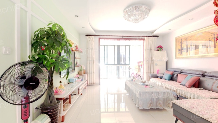 星辉湖畔二手房实景图