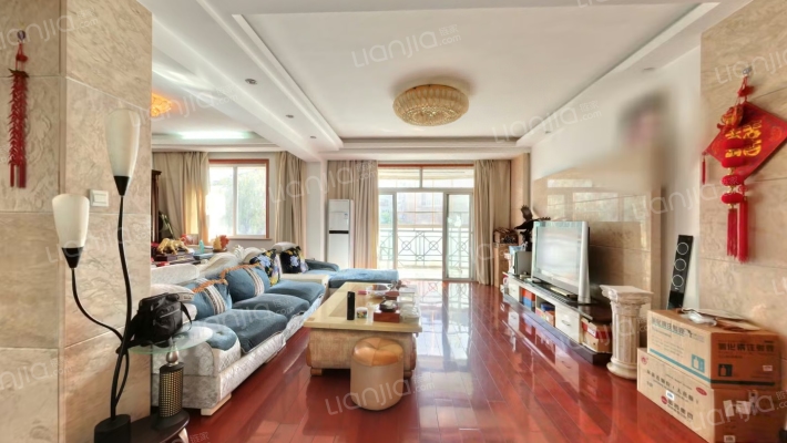 恒达世纪豪庭二手房实景图