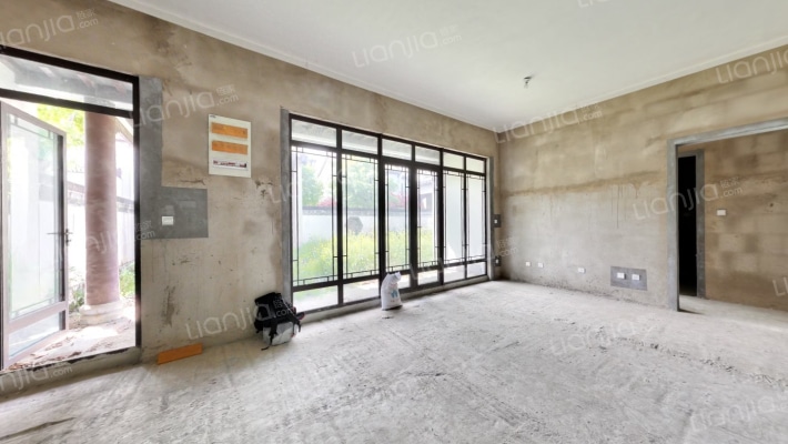 御园二手房实景图