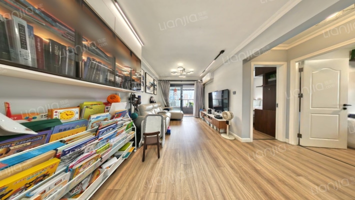 靖轩豪苑二手房实景图