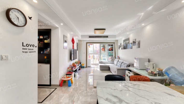 金科世界城C区二手房实景图