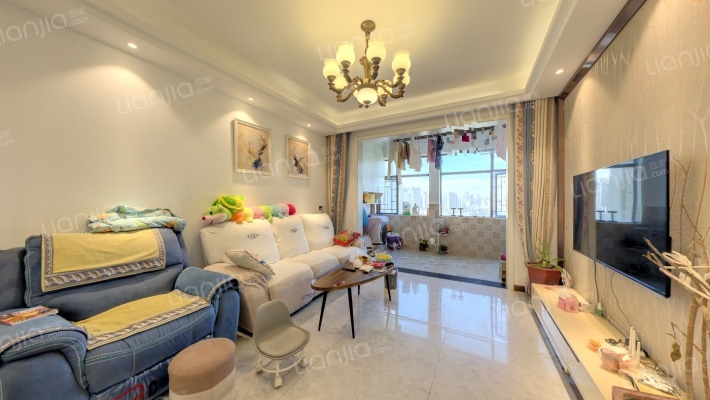 玉龙湾天骄广场二手房实景图