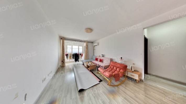 东岸名郡二三期二手房实景图