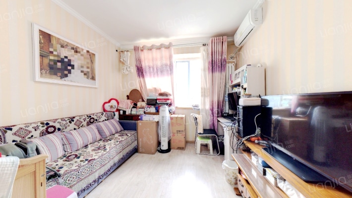 首都机场南路西里二手房实景图