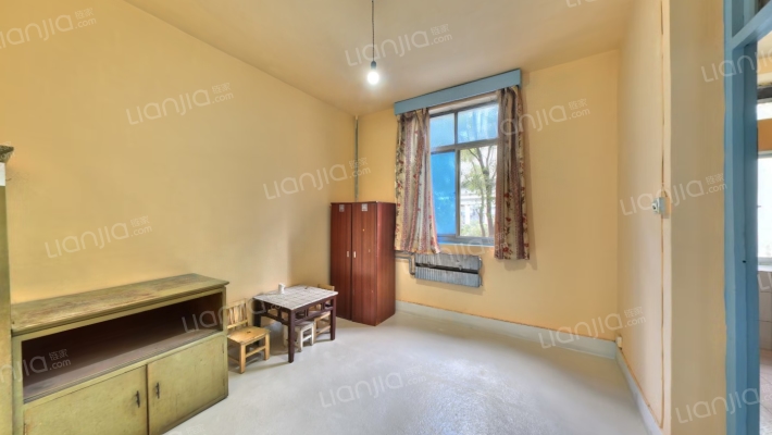 雁塔监狱家属院二手房实景图