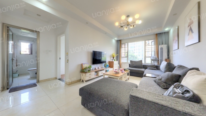 堤亚纳河谷二手房实景图