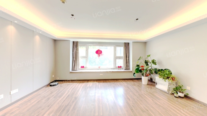 万科山望一期二手房实景图