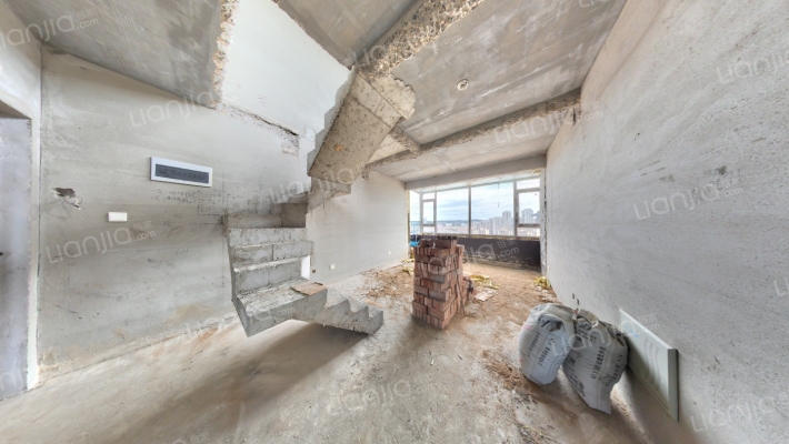 中央悦府二手房实景图