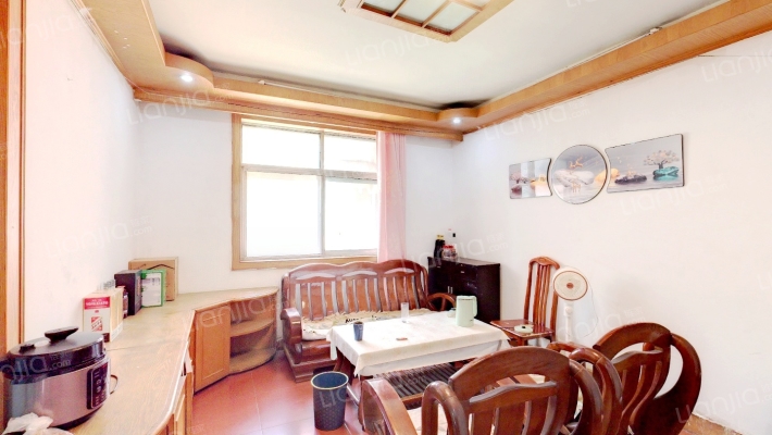 东里路16号院二手房实景图