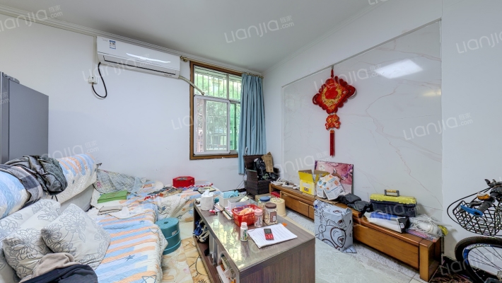园艺小区二手房实景图
