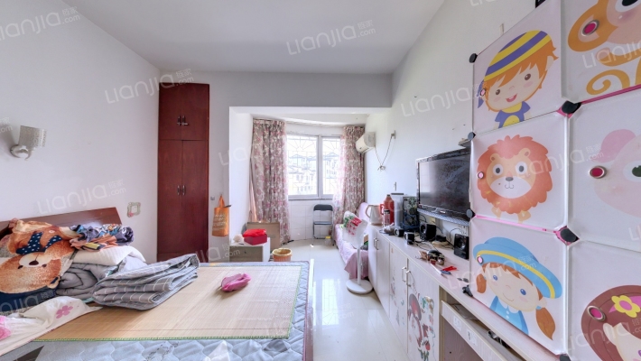 东豪新村二手房实景图