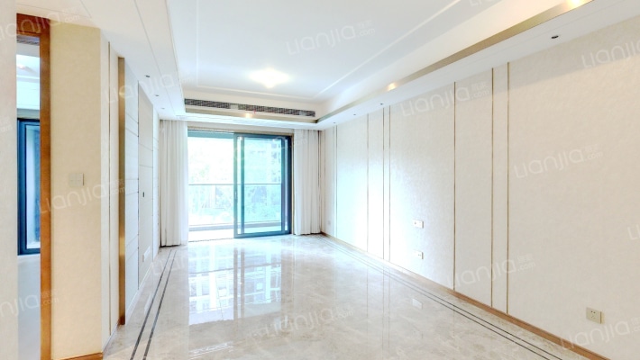 绿城凤起和鸣南区二手房实景图