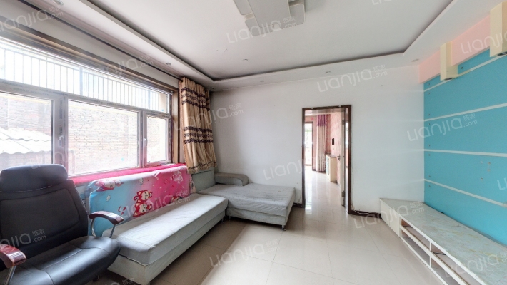 山西二建集团张家巷住宅小区二手房实景图