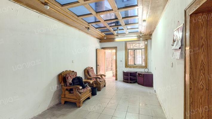 湖心南路337号二手房实景图