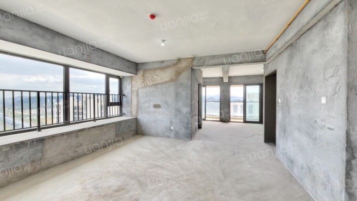 绿地亚洲公园二手房实景图