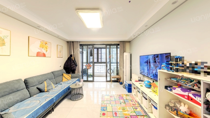 绿地海顿公馆B区二手房实景图