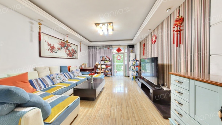 中央花园碧云天二手房实景图