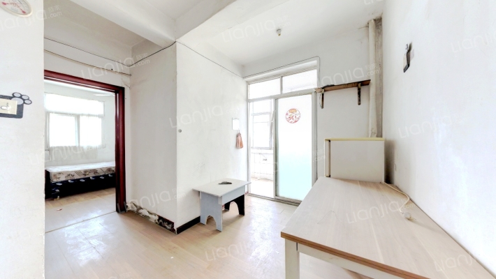 徐钢五宿舍二手房实景图