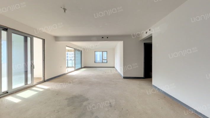 湘江壹号三期二手房实景图