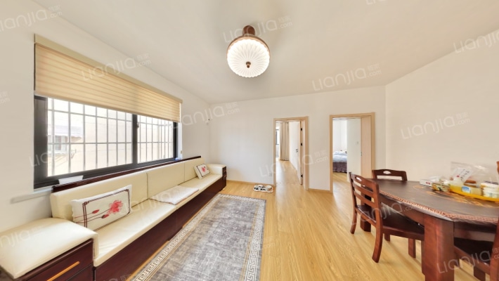 金陵村100号二手房实景图