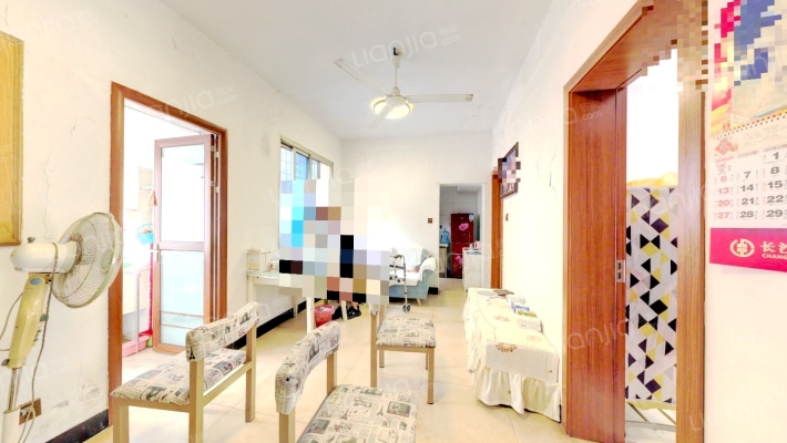 少管所宿舍二手房实景图