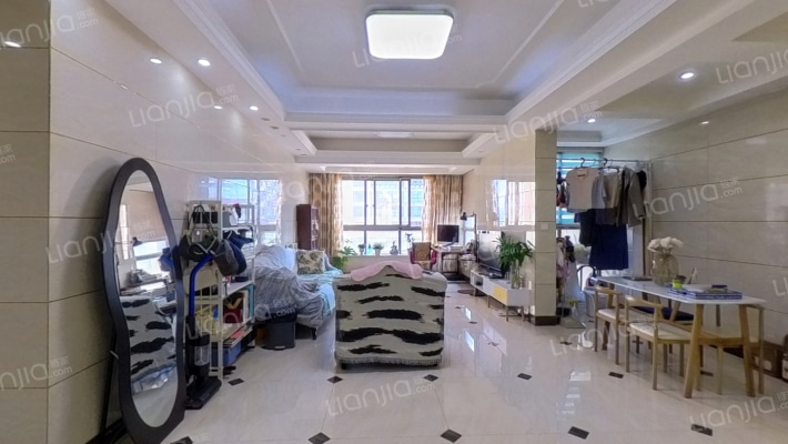 中央公馆二手房实景图