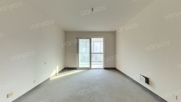 南行达苑二手房实景图