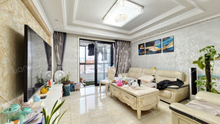 新乐章小区二手房实景图