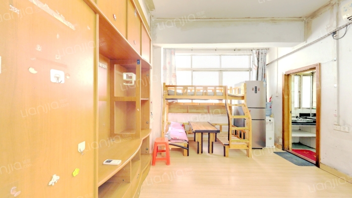 纵横花园二手房实景图