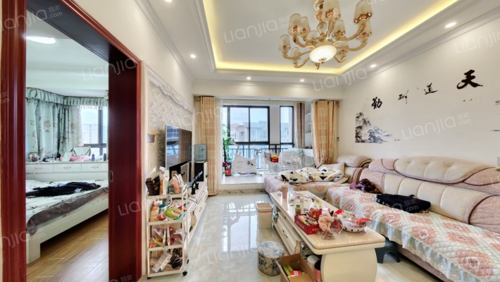 佰盛香格里拉二手房实景图