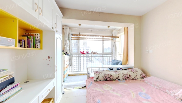 雍和名邸二手房实景图