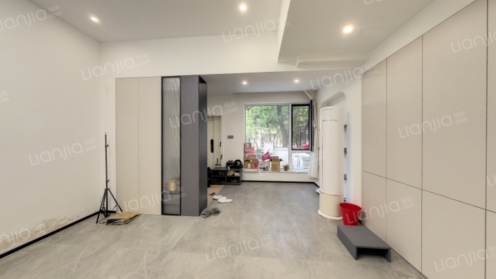 龙湖滟澜山二手房实景图