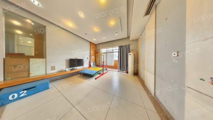 成都花园翠雍华庭二手房实景图