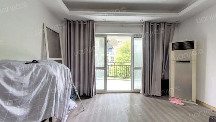 新华书店综合楼二手房实景图