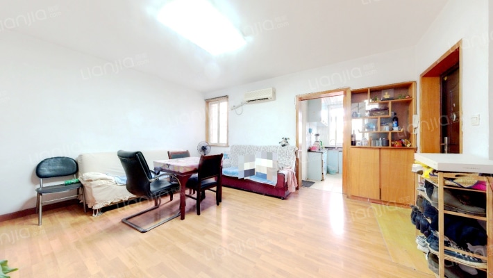 金陵村100号二手房实景图