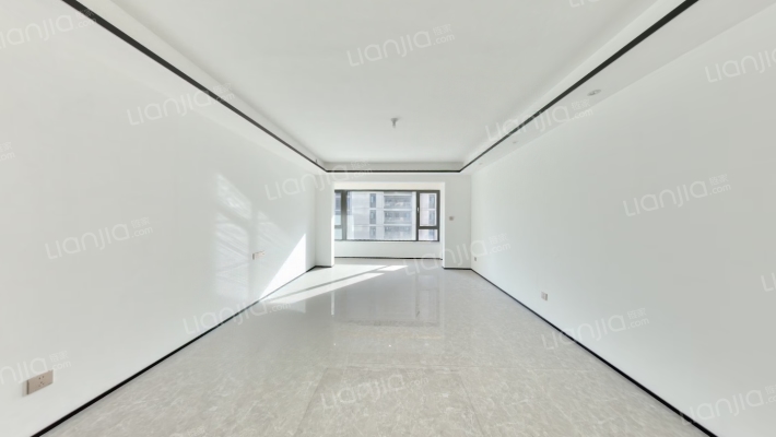 碧桂园云顶三期二手房实景图