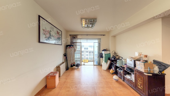 雍逸华庭二手房实景图