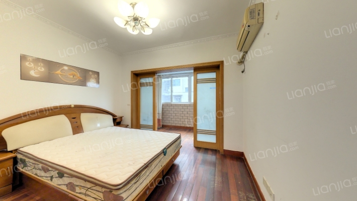 中央北路126号院二手房实景图