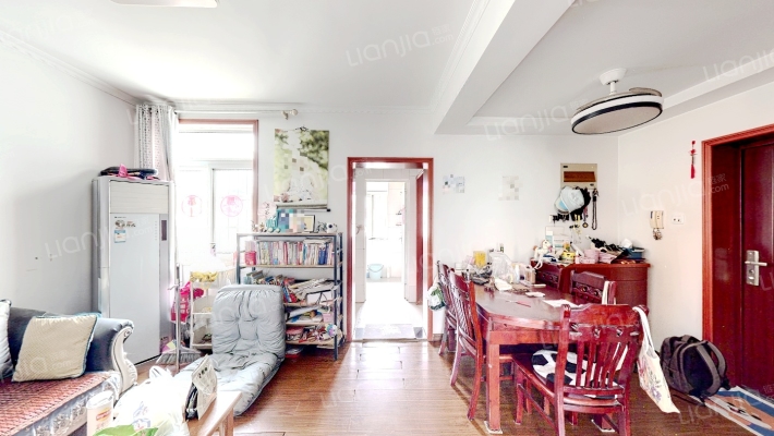 静安瑞泰二手房实景图