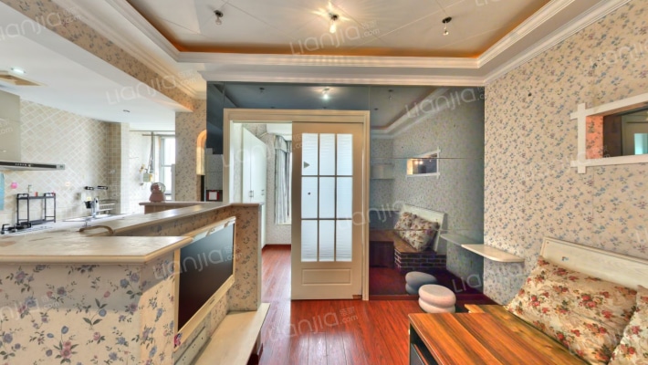 黄金堡宫二手房实景图