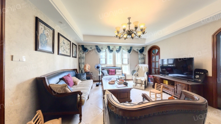 郡原九润公寓二手房实景图