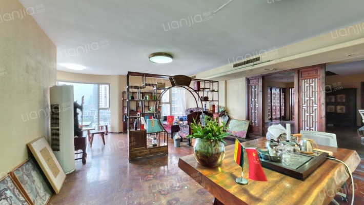 金色屋顶二手房实景图