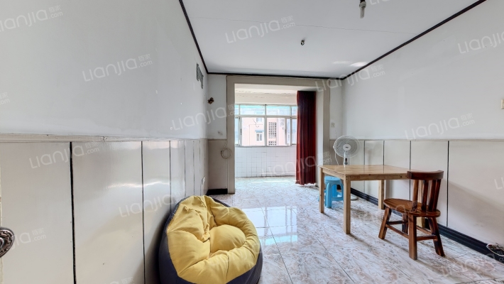 樱花园二手房实景图