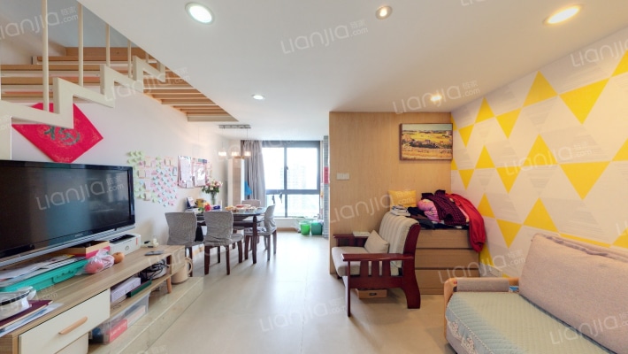 春江花城二手房实景图