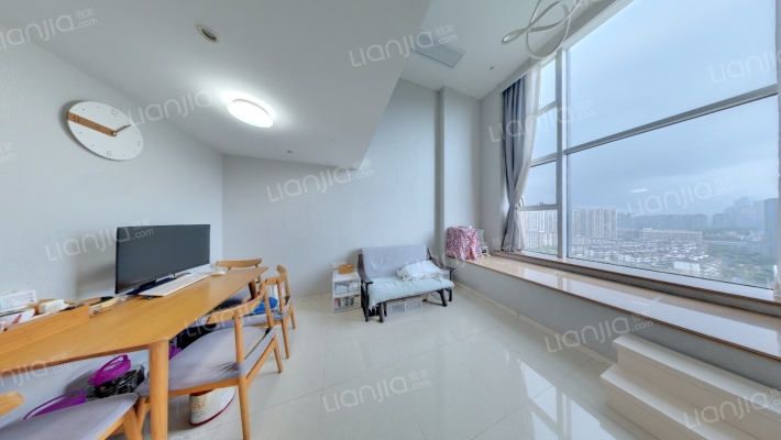 日信国际DOUBLE时代二手房实景图